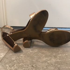 BAMBOO Shoes - Gold block heel BAMBOO Shoes - Gold block heel